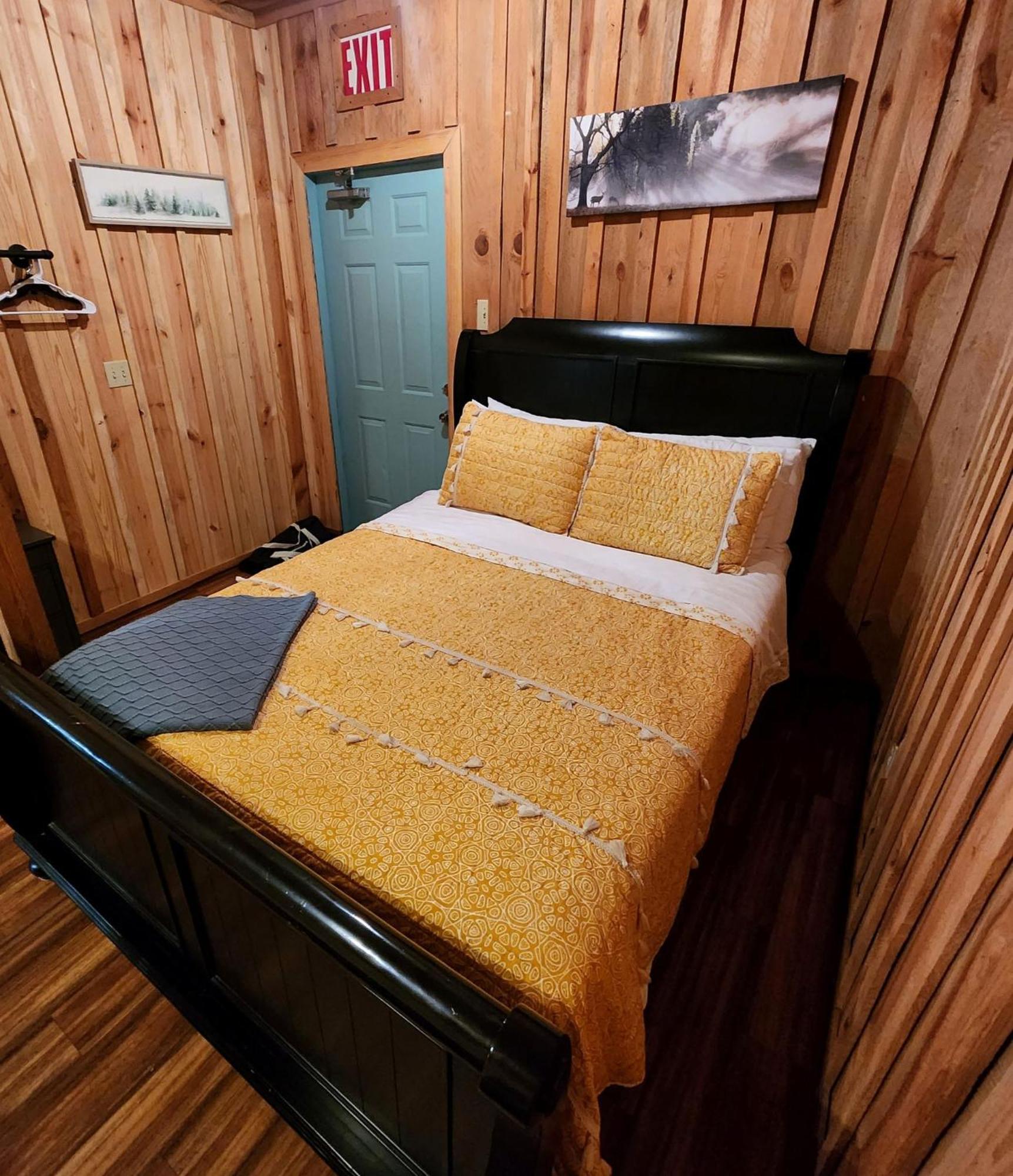 Unique Country Cabin Meets Farmhouse Modern!!! Mena Eksteriør billede