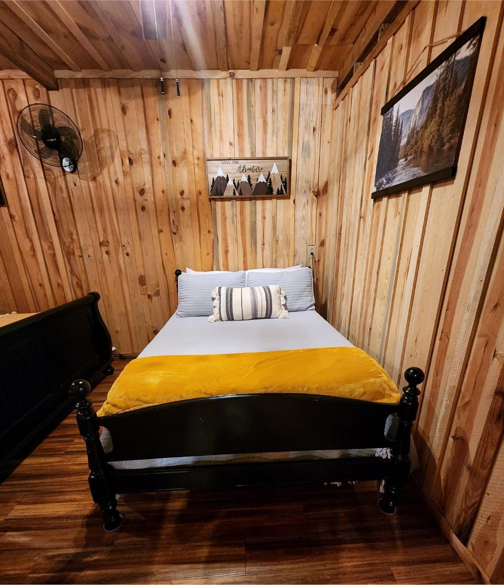 Unique Country Cabin Meets Farmhouse Modern!!! Mena Eksteriør billede