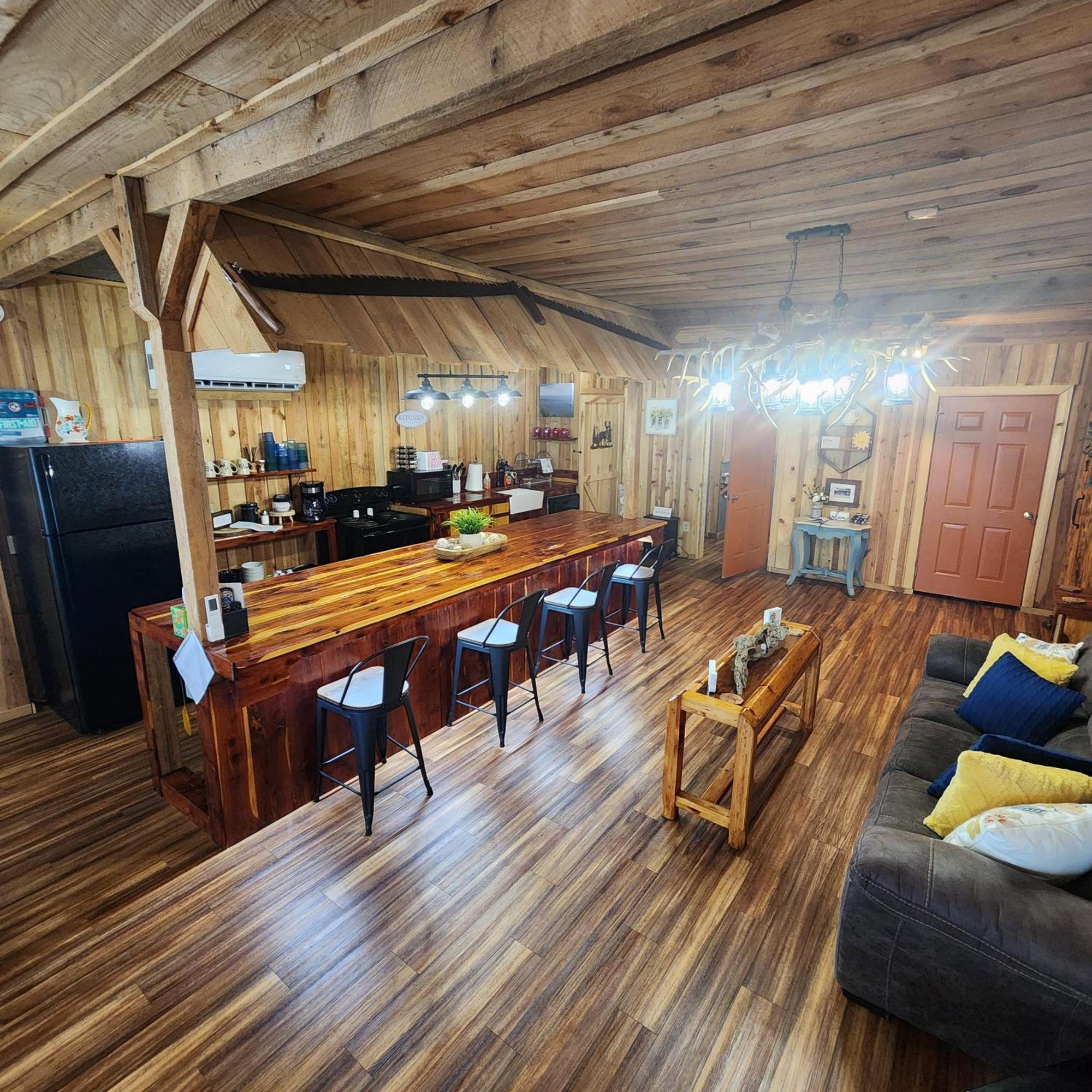 Unique Country Cabin Meets Farmhouse Modern!!! Mena Eksteriør billede