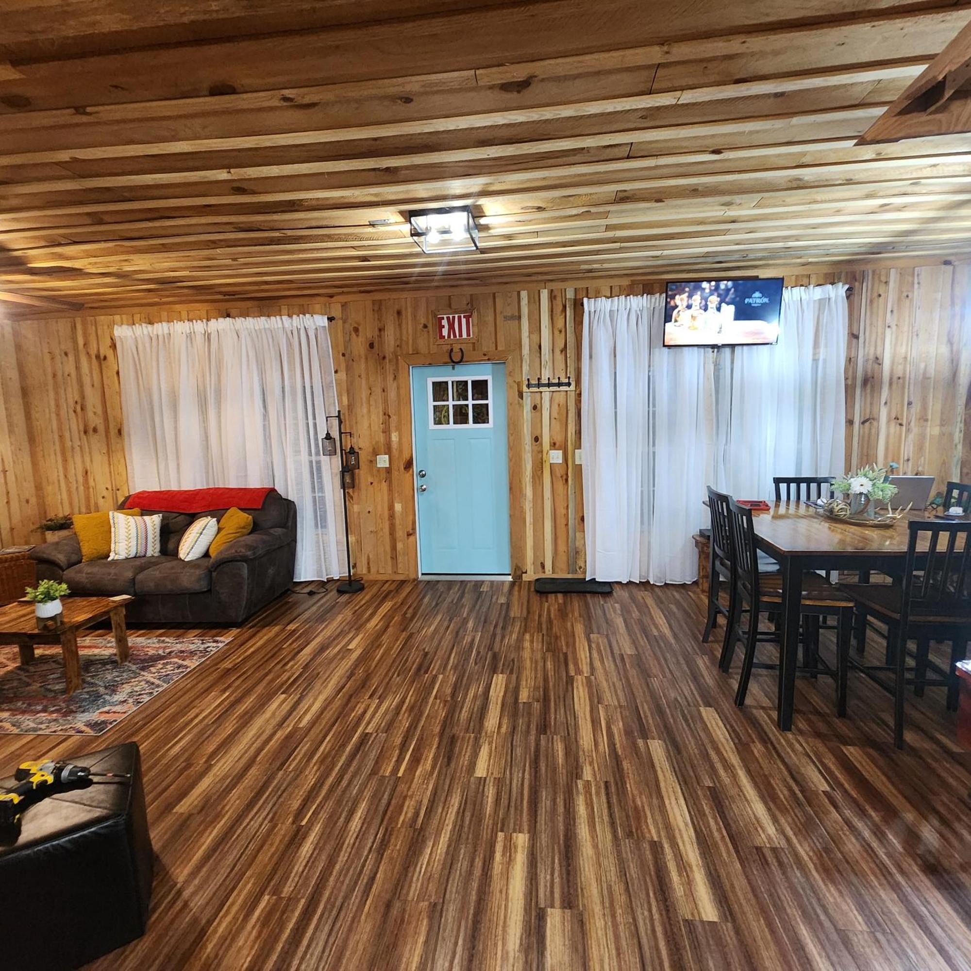Unique Country Cabin Meets Farmhouse Modern!!! Mena Eksteriør billede